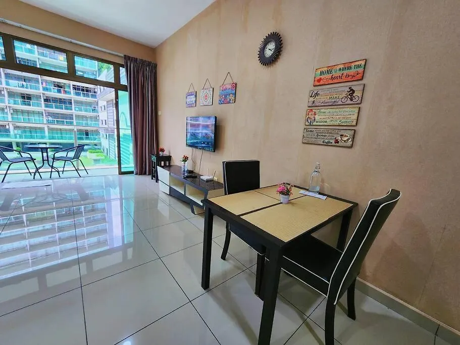 Classic Studio Balcony Palazio Mount Austin By Gdragon Homestay Johor Bahru Apartment