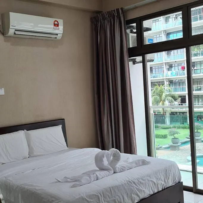 Apartment Classic Studio Balcony Palazio Mount Austin By Gdragon Homestay Johor Bahru